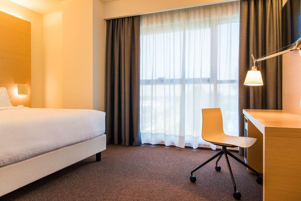 Four Points By Sheraton Venice Mestre Exterior photo