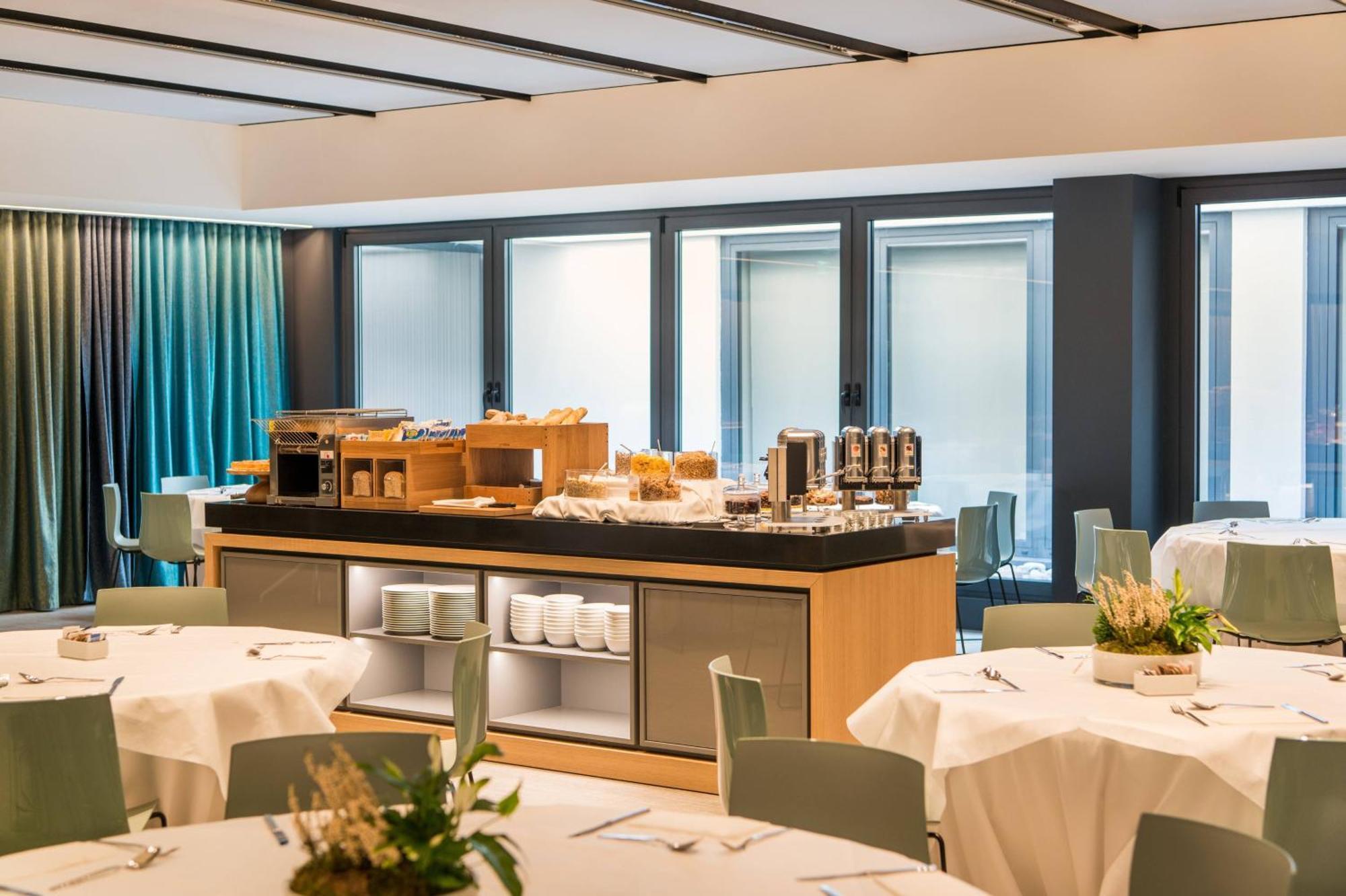 Four Points By Sheraton Venice Mestre Exterior photo