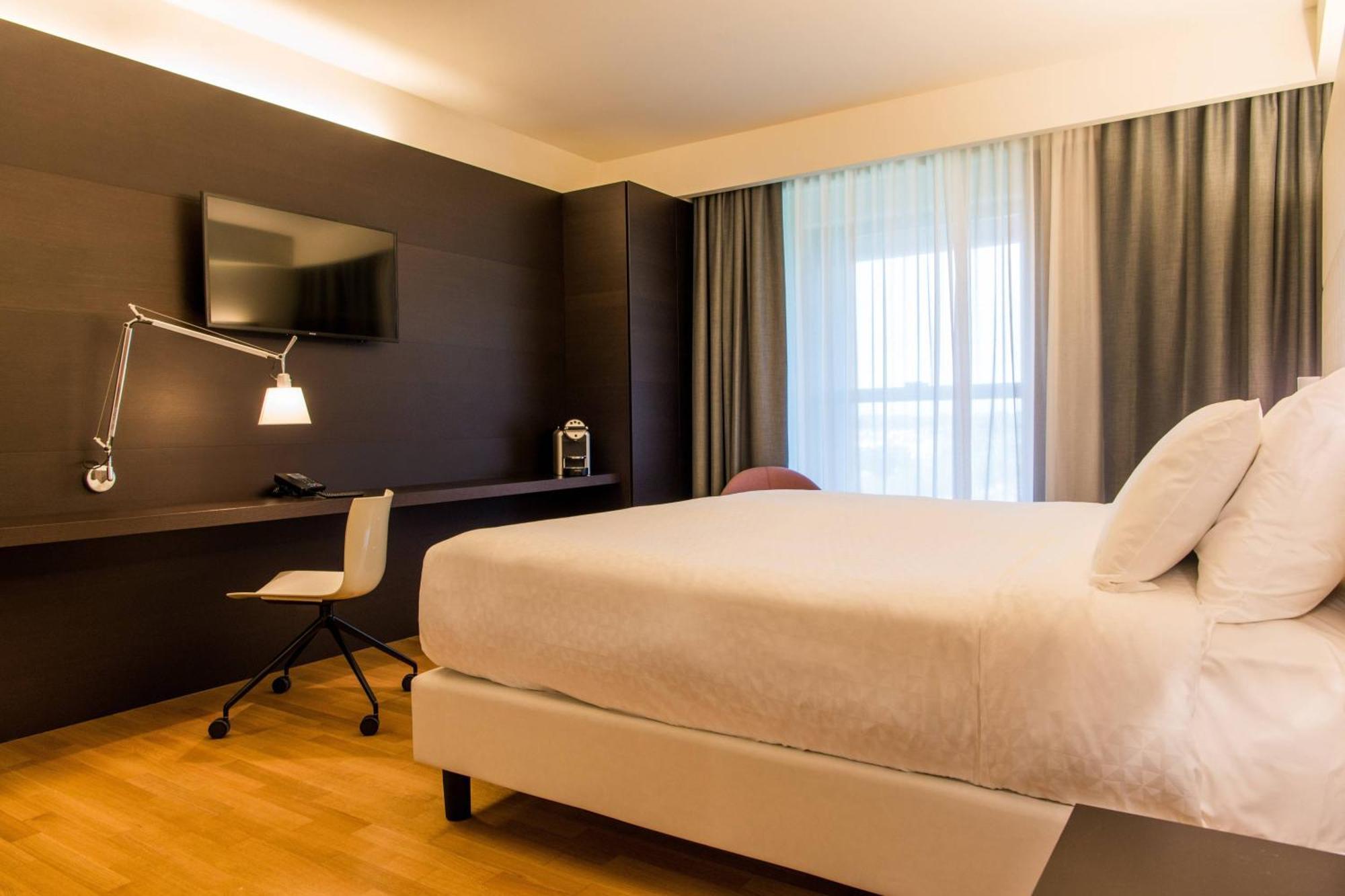 Four Points By Sheraton Venice Mestre Exterior photo