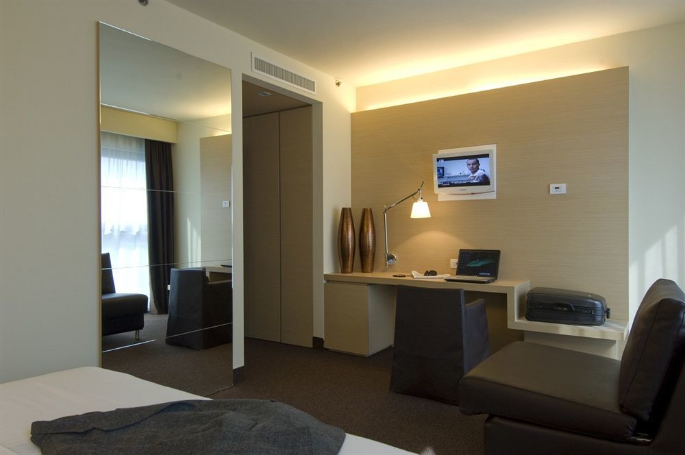 Four Points By Sheraton Venice Mestre Exterior photo